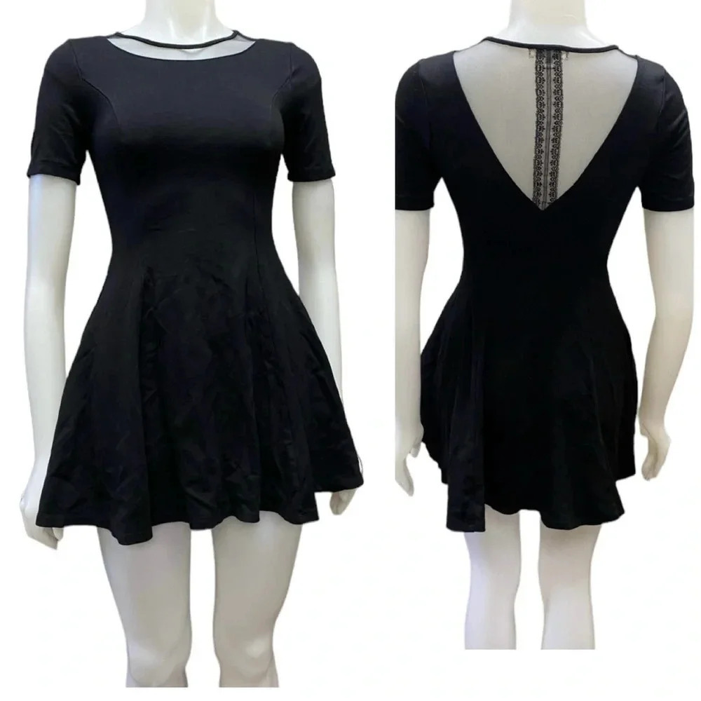 Monteau Black Lace Short Sleeve Mini Dress Size XS